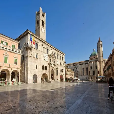 In Italy Near Beaches & Attractions Appartamento *