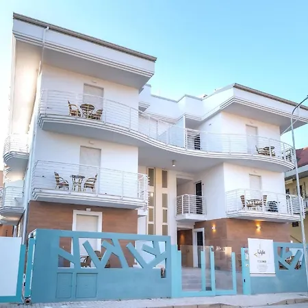 In With Balcony Apartment