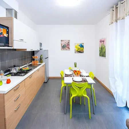 In With Balcony Apartment